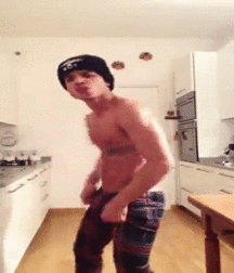 Billy's Hot Picks 706 Gifs 583b1f4daf05d.gif