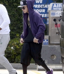 Billy's Hot Picks 730 Justin Beiber 583dbd797cc51.jpg
