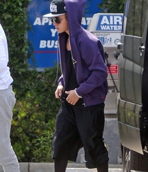 Billy's Hot Picks 730 Justin Beiber 583dbd7f4f63f.jpg