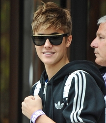 Billy's Hot Picks 729 Justin Beiber 583dbdbb67fe5.jpg