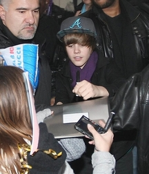 Billy's Hot Picks 729 Justin Beiber 583dbdbe5c204.jpg