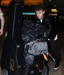 Billy's Hot Picks 729 Justin Beiber 583dbdc69b4fe.jpg