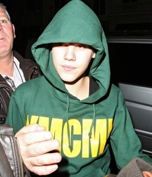 Billy's Hot Picks 729 Justin Beiber 583dbdd44d85b.jpg