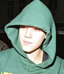 Billy's Hot Picks 729 Justin Beiber 583dbdd57569d.jpg