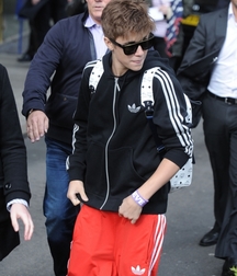 Billy's Hot Picks 728 Justin Beiber 583dbe0ced093.jpg