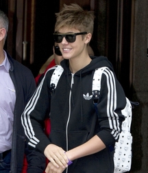 Billy's Hot Picks 728 Justin Beiber 583dbe10e185f.jpg