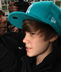 Billy's Hot Picks 728 Justin Beiber 583dbe167d54a.jpg