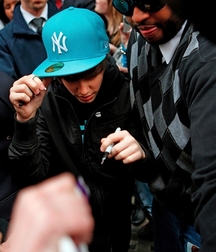Billy's Hot Picks 728 Justin Beiber 583dbe1d725b0.jpg