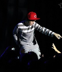 Billy's Hot Picks 728 Justin Beiber 583dbe1f07cc8.jpg