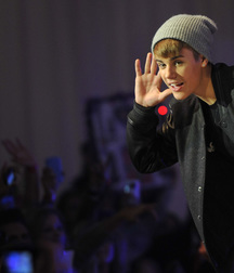 Billy's Hot Picks 727 Justin Beiber 583dbe6c5e19e.jpg