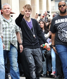 Billy's Hot Picks 727 Justin Beiber 583dbe7f68b56.jpg