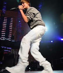 Billy's Hot Picks 726 Justin Beiber 583dbeb6d869d.jpg