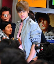 Billy's Hot Picks 726 Justin Beiber 583dbeb795bce.jpg