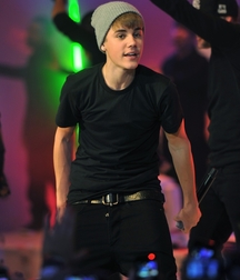 Billy's Hot Picks 726 Justin Beiber 583dbed80548f.jpg