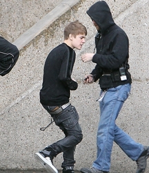 Billy's Hot Picks 733 Justin Beiber 583ddac422e6f.jpg