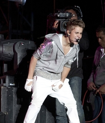 Billy's Hot Picks 731 Justin Beiber 583ddb10c84fc.jpg