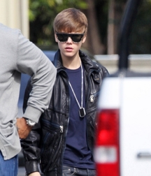 Billy's Hot Picks 731 Justin Beiber 583ddb13b7dff.jpg