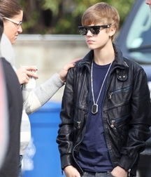 Billy's Hot Picks 731 Justin Beiber 583ddb14b9edd.jpg