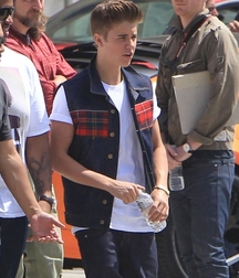 Billy's Hot Picks 731 Justin Beiber 583ddb165c168.jpg