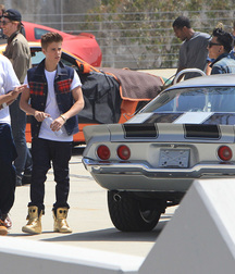 Billy's Hot Picks 731 Justin Beiber 583ddb1838937.jpg