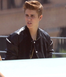 Billy's Hot Picks 731 Justin Beiber 583ddb1dc9882.jpg