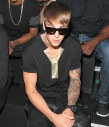 Billy's Hot Picks 731 Justin Beiber 583ddb21aa554.jpg