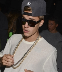 Billy's Hot Picks 731 Justin Beiber 583ddb257c001.jpg