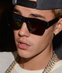 Billy's Hot Picks 731 Justin Beiber 583ddb2677325.jpg