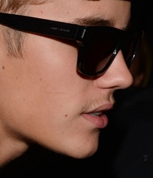 Billy's Hot Picks 731 Justin Beiber 583ddb2930943.jpg
