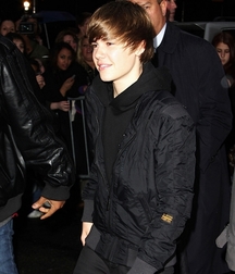 Billy's Hot Picks 732 Justin Beiber 583ddb698aa90.jpg
