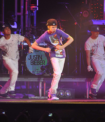 Billy's Hot Picks 732 Justin Beiber 583ddb78bbc9e.jpg