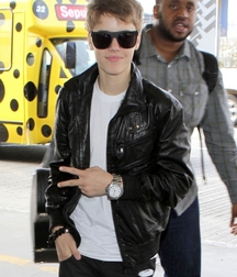 Billy's Hot Picks 734 Justin Beiber 583ddbad83907.jpg