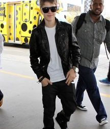 Billy's Hot Picks 734 Justin Beiber 583ddbaeab71a.jpg