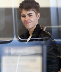 Billy's Hot Picks 734 Justin Beiber 583ddbb3dad6e.jpg