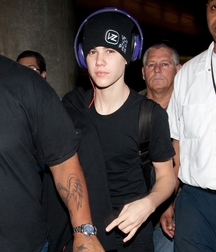 Billy's Hot Picks 734 Justin Beiber 583ddbb765d0c.jpg