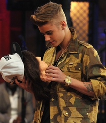 Billy's Hot Picks 735 Justin Beiber 583ddc13eea18.jpg