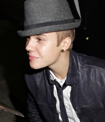 Billy's Hot Picks 735 Justin Beiber 583ddc20360c5.jpg