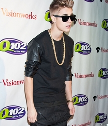 Billy's Hot Picks 735 Justin Beiber 583ddc27d1778.jpg