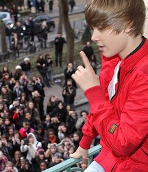 Billy's Hot Picks 736 Justin Beiber 583deaf7a1b17.jpg