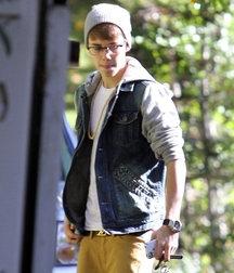 Billy's Hot Picks 736 Justin Beiber 583deb19a9c86.jpg