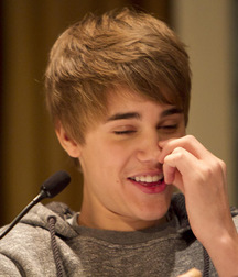 Billy's Hot Picks 737 Justin Beiber 583deb4b2adc5.jpg