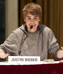Billy's Hot Picks 737 Justin Beiber 583deb4cd4c50.jpg