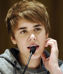 Billy's Hot Picks 737 Justin Beiber 583deb4f73e1f.jpg