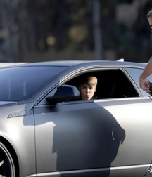 Billy's Hot Picks 737 Justin Beiber 583deb55d2c13.jpg