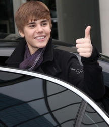 Billy's Hot Picks 737 Justin Beiber 583deb5ee1352.jpg