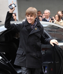 Billy's Hot Picks 737 Justin Beiber 583deb6643d26.jpg