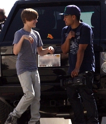 Billy's Hot Picks 737 Justin Beiber 583deb6a689d3.jpg