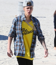 Billy's Hot Picks 737 Justin Beiber 583deb6fb41d2.jpg