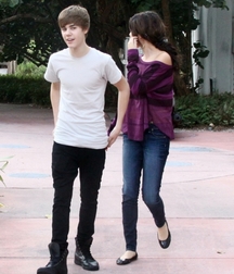 Billy's Hot Picks 738 Justin Beiber 583deba3a2602.jpg