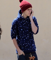 Billy's Hot Picks 738 Justin Beiber 583debaf7f380.jpg